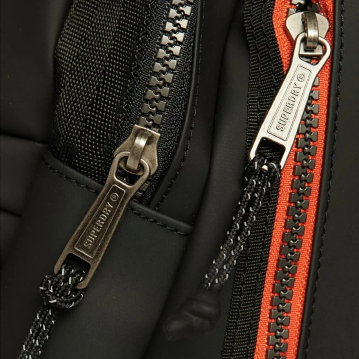 Superdry Zaino Tarp ruchsack logo black nero e rosso - immagine 5