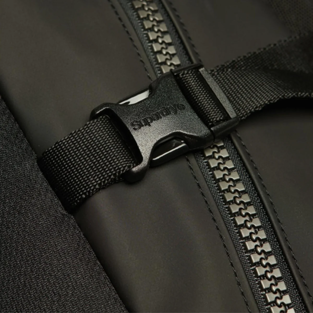 Superdry Zaino Tarp ruchsack logo black nero e rosso - immagine 6