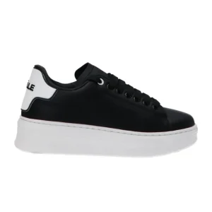 Gaelle Sneakers Casual Addict Tomaia in Pelle Nero