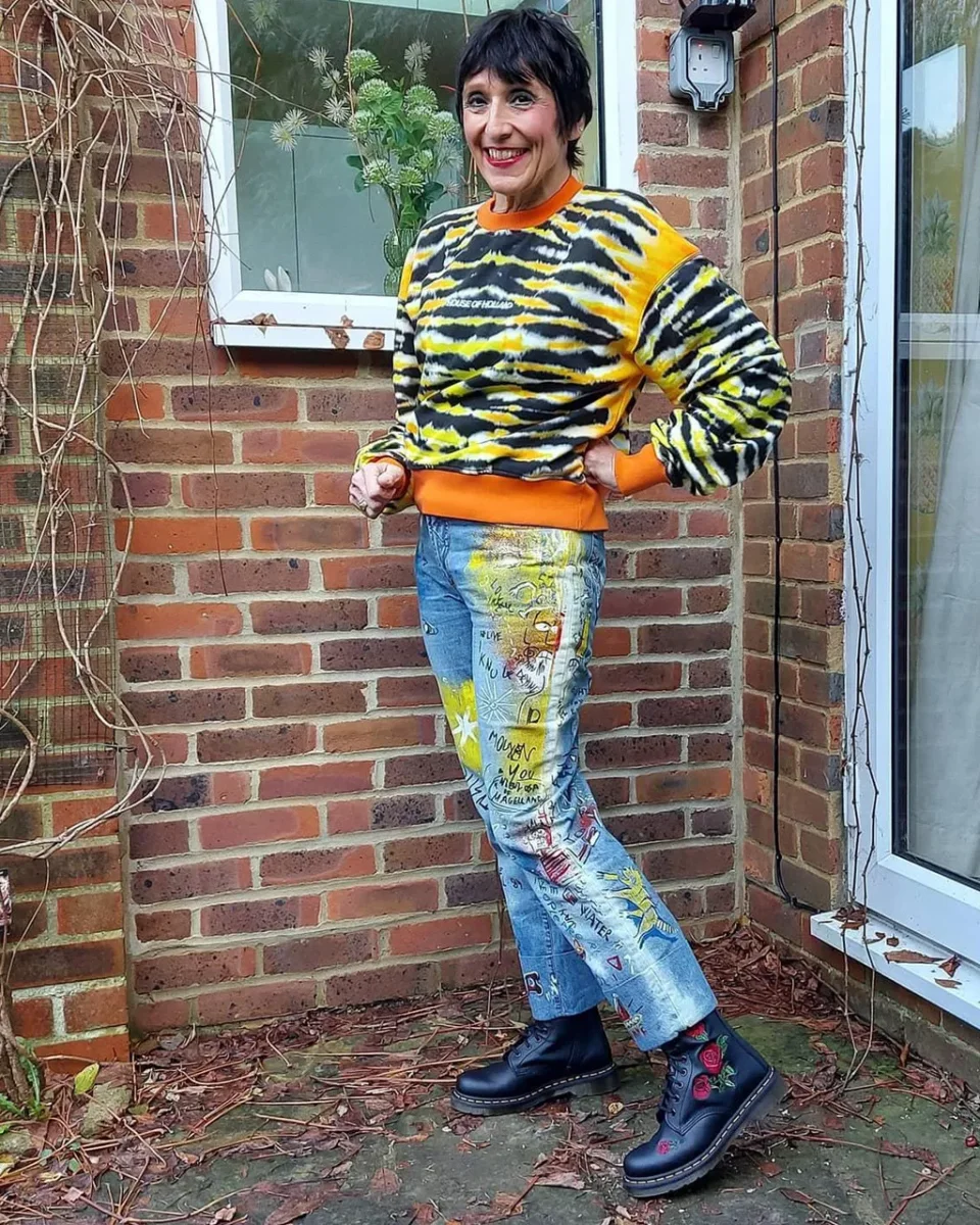 Dr. Martens Stivali Stringati 1460 Vonda Black Softy T in Pelle Nero Donna - immagine 4