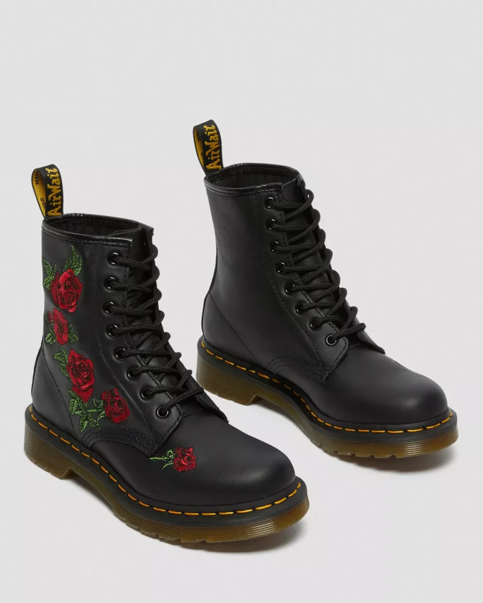 Dr. Martens Stivali Stringati 1460 Vonda Black Softy T in Pelle Nero Donna - immagine 9