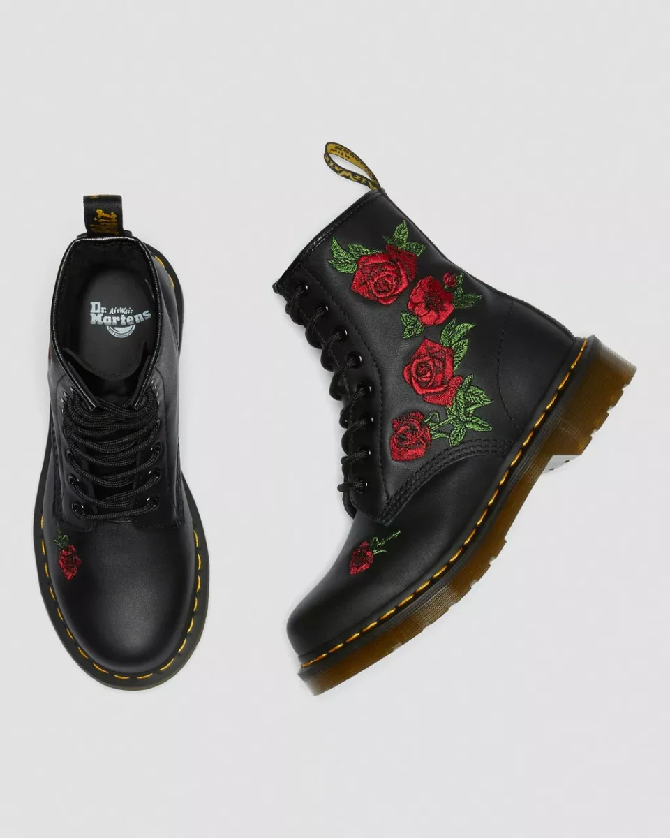 Dr. Martens Stivali Stringati 1460 Vonda Black Softy T in Pelle Nero Donna - immagine 5