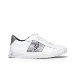 D-red Sneakers Bassa Con Lacci Bianco Donna