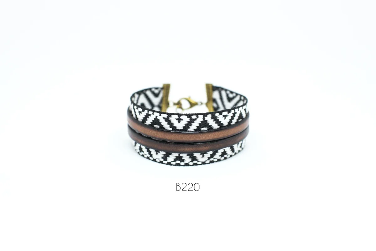 Bracciale in tessuto BOHO 220
