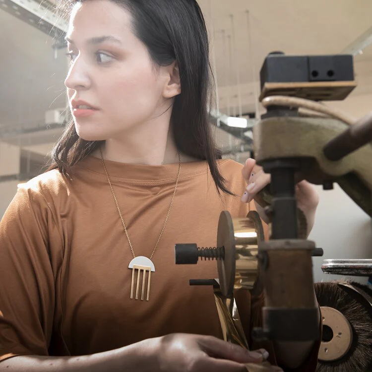 Collana con ciondolo PARALLELS - immagine 3