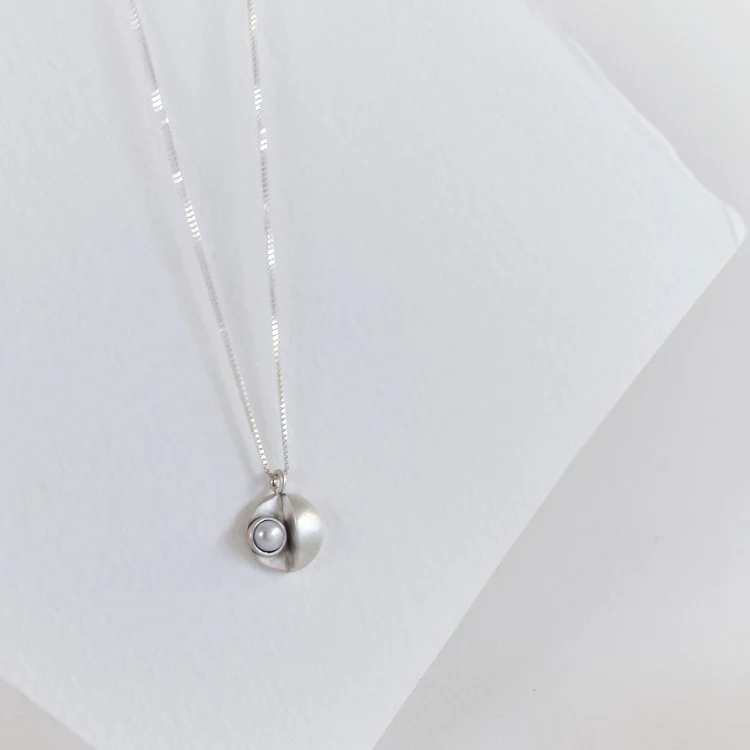 Collana con ciondolo perla MOON - immagine 5