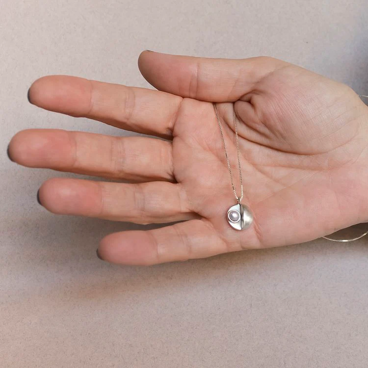 Collana con ciondolo perla MOON - immagine 4