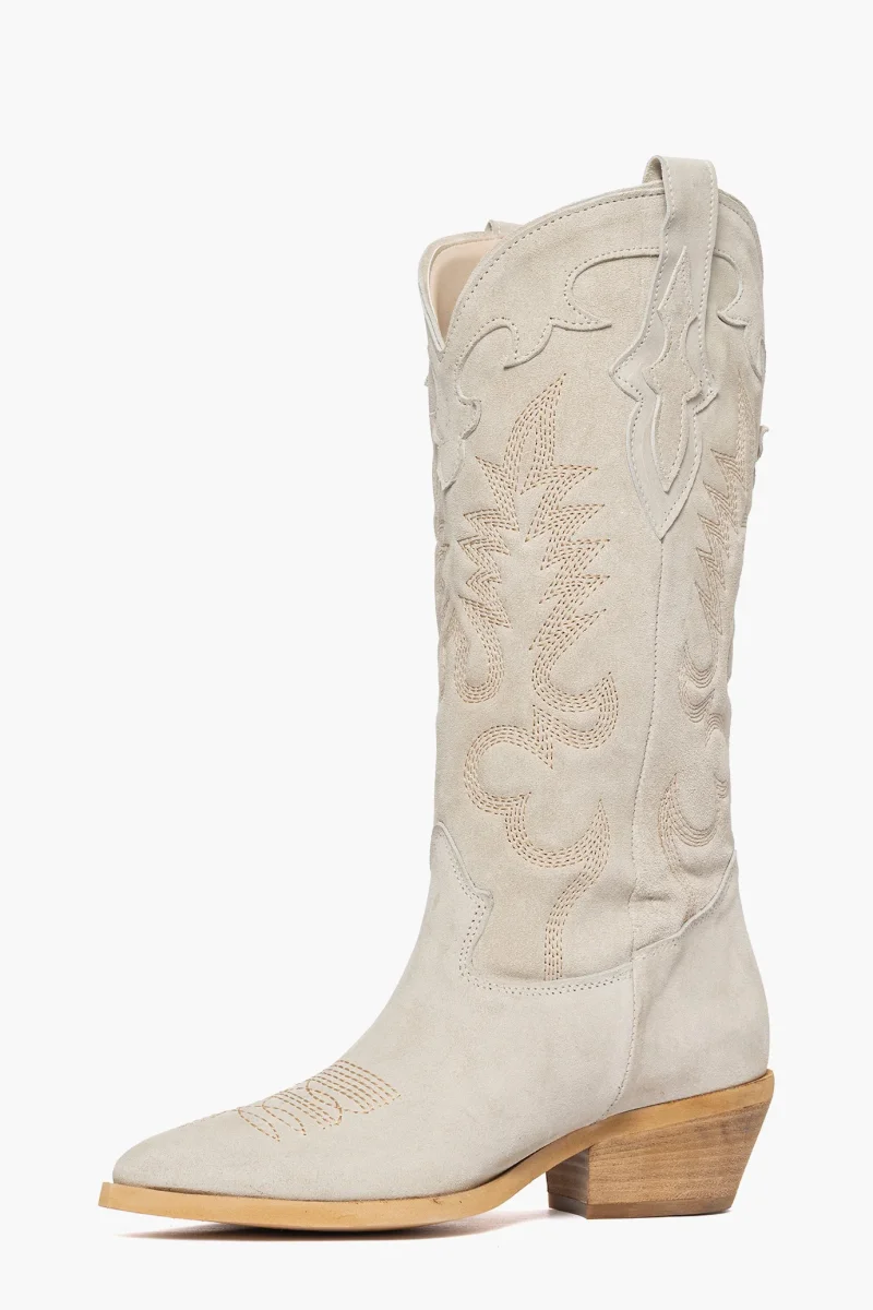 Stivali 1296 camoscio beige con ricamo - immagine 4