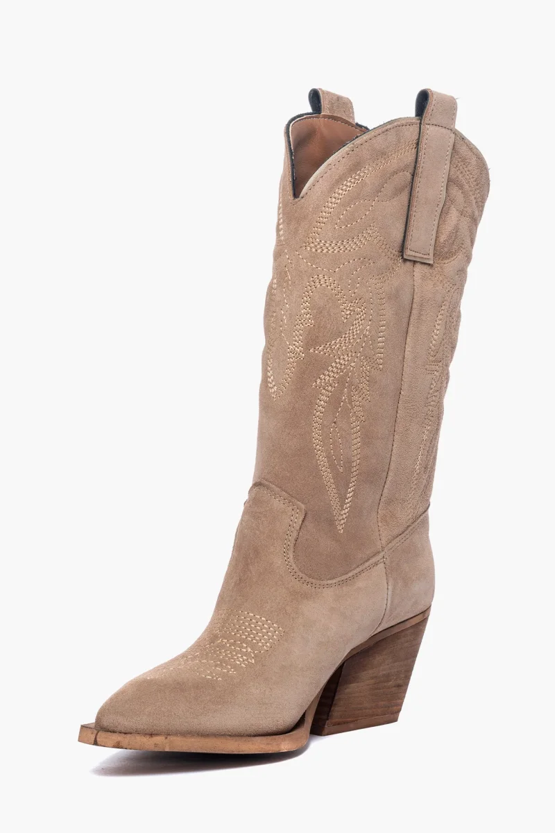 Stivali Irene Mers camoscio taupe con ricamo - immagine 4