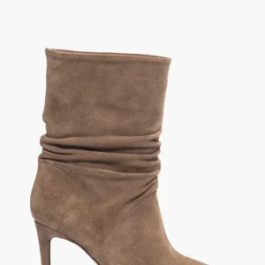 Stivaletti in camoscio taupè aggrappato Orietta 21 Lia Diva