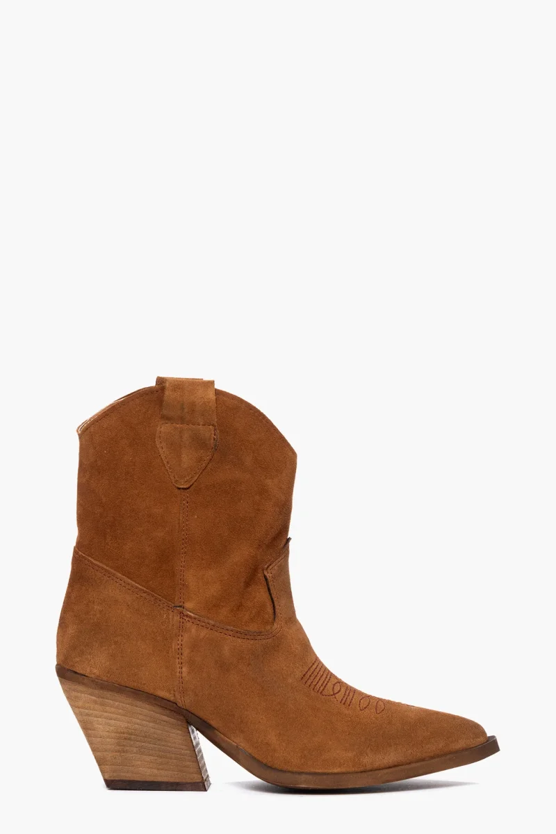 Stivaletti camoscio cuoio ricamo Irene 53