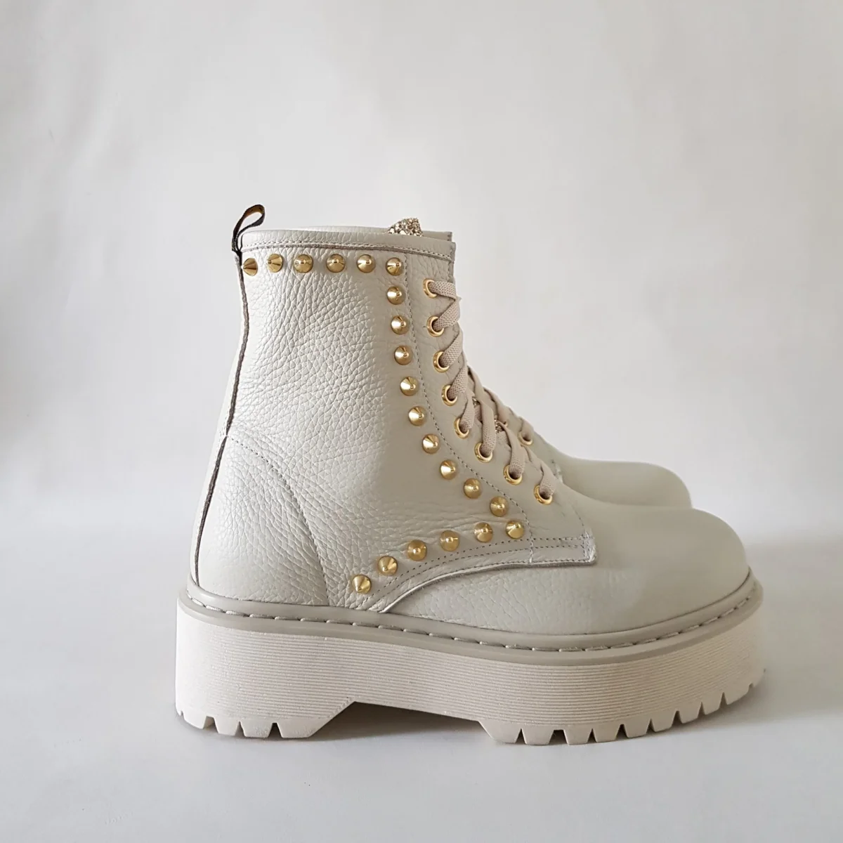 Stivaletti Oxford 84 pelle beige con glitter e borchie oro - immagine 3