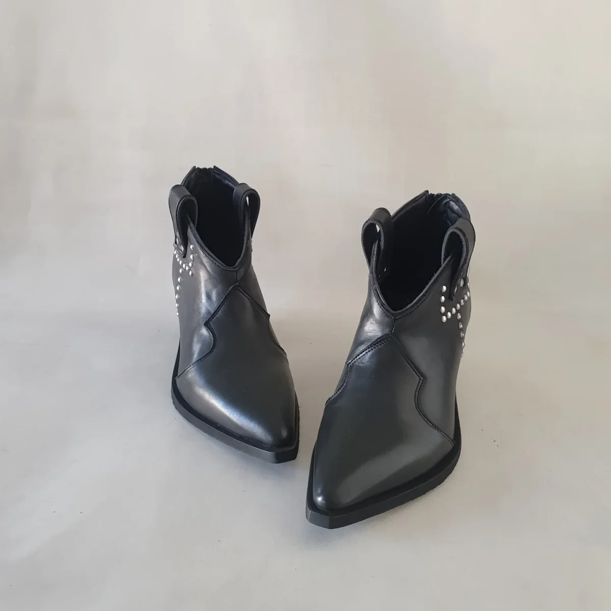 Stivaletti Stephan 12 pelle nero con borchie argento - immagine 5