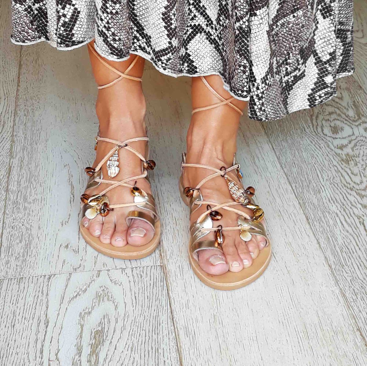 Sandali alla schiava Helene - immagine 5