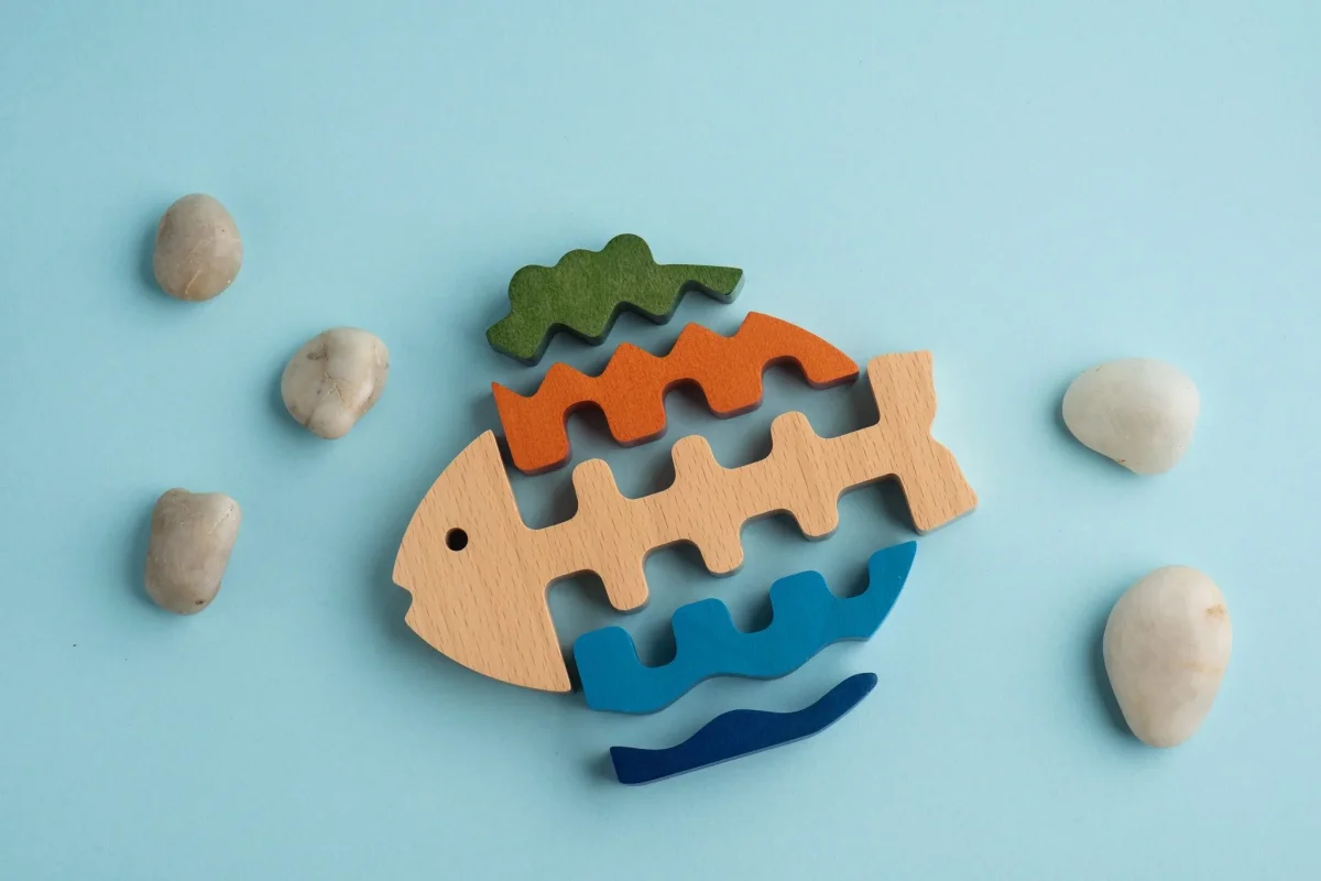 THE FISH - Gioco incastro legno - immagine 3