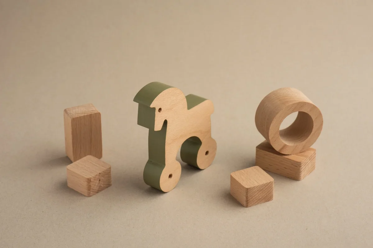 TROJAN HORSE - Soprammobile in legno - immagine 4