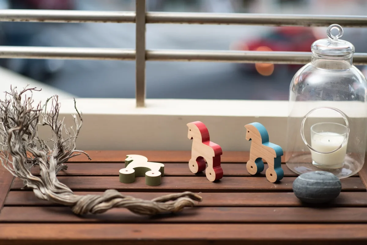 TROJAN HORSE - Soprammobile in legno - immagine 6